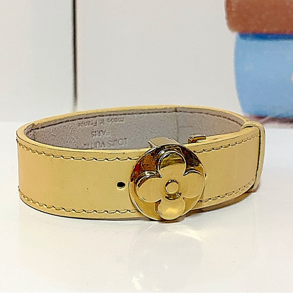 Louis Vuitton Monogram Pattern Good Luck Leather Bracelet - Picture 3 of 15
